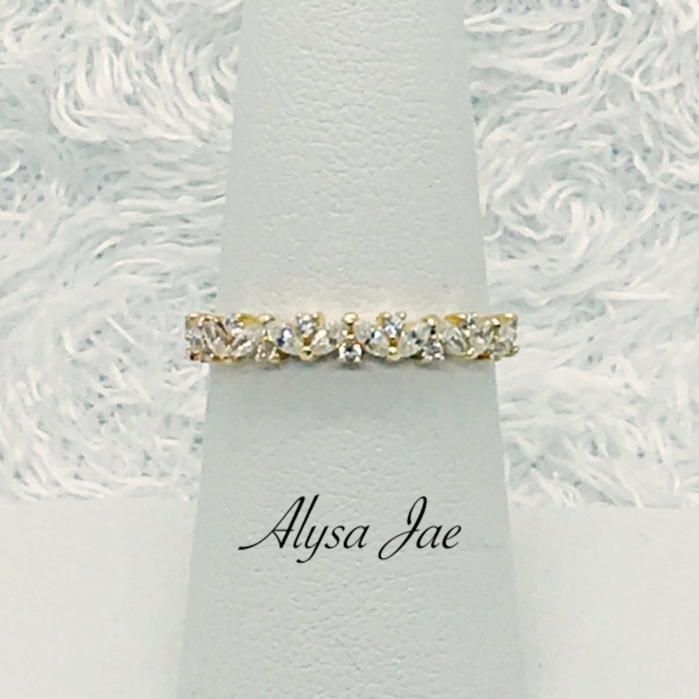 Solid 14K Cluster Marquise & Round Ring, 7
